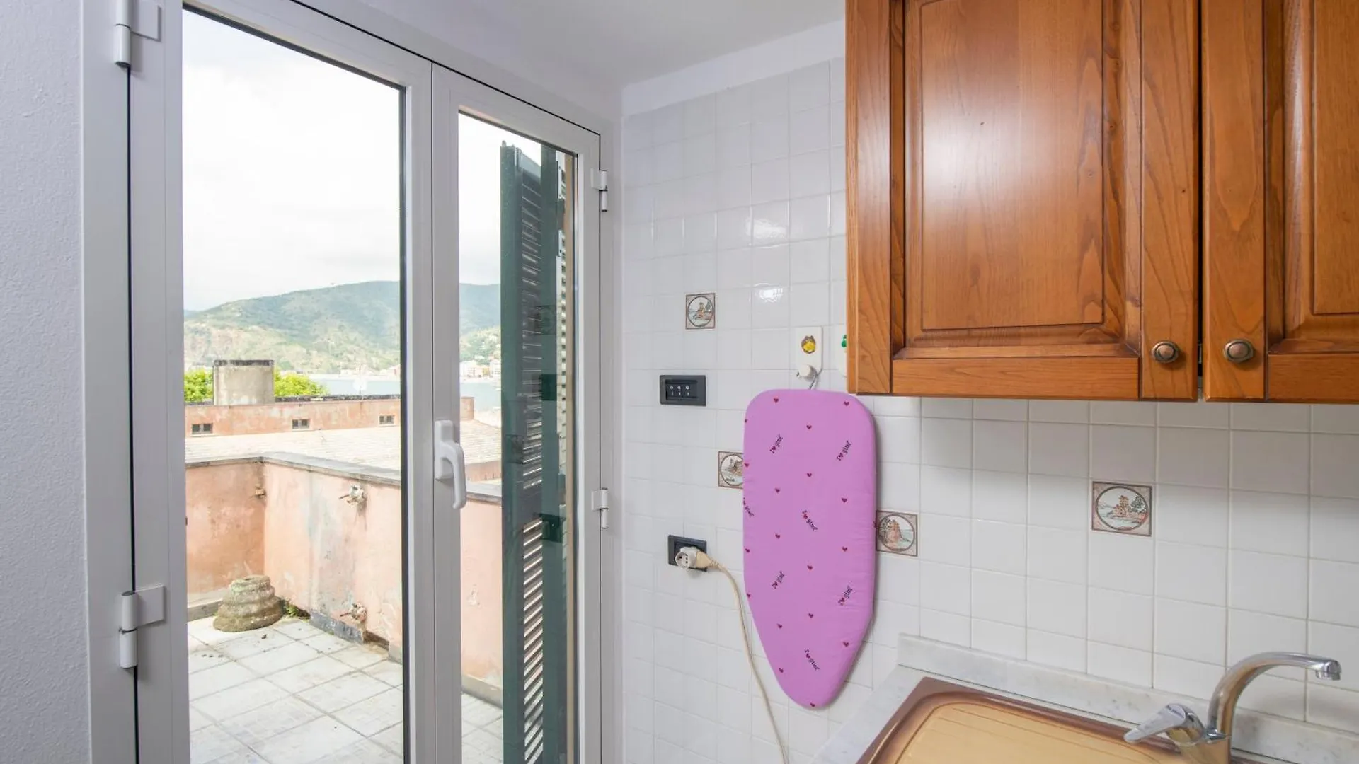 Casa Vico Ai Due Mari, Centro Storico A Soli 160Metri Dalla Baia Del Silenzio Sestri Levante